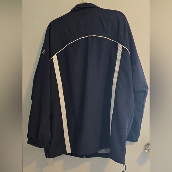 Reebok Men's Dark Blue Windbreaker Jacket - Picture 11 of 11